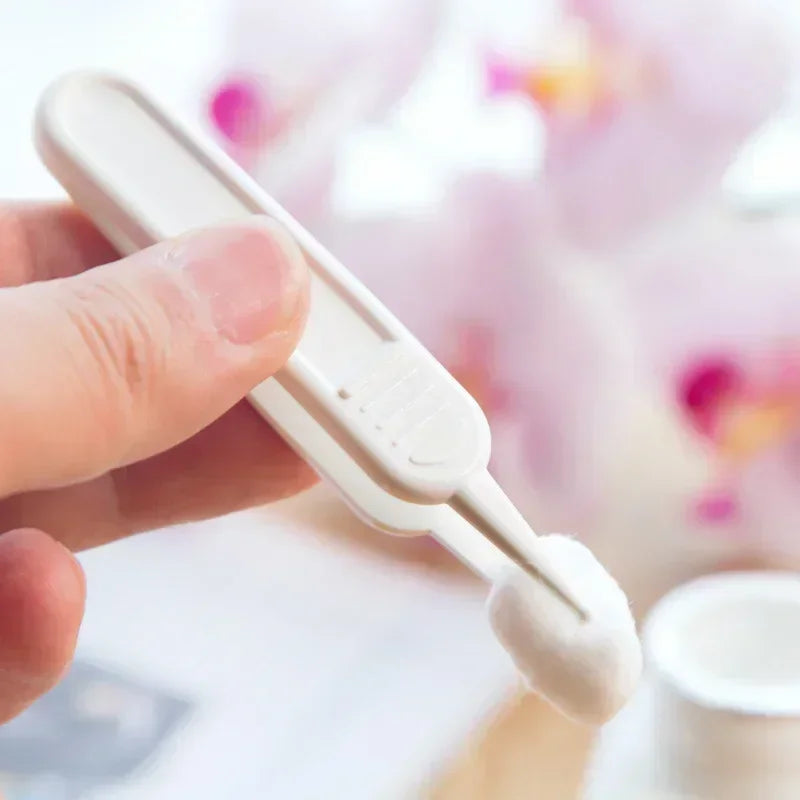 Tweezers Cleaning Forceps Baby Plastic Tweezers Nose Cleaner Tool