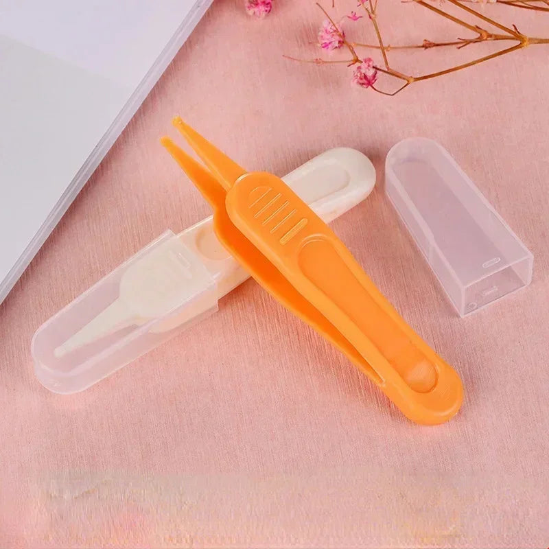 Tweezers Cleaning Forceps Baby Plastic Tweezers Nose Cleaner Tool